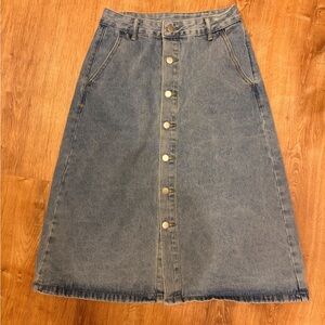 Dazy Women's Blue Jean Midi Skirt XL Button Up Size 26 Waist
